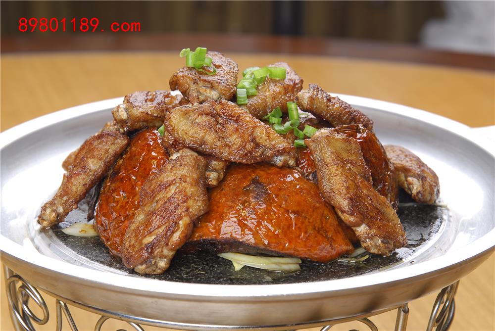 鸡翅靠南瓜